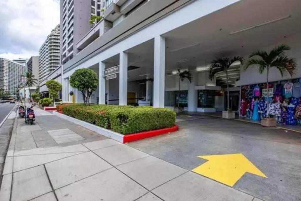 Gem Of Waikiki At Inn On The Park Honolulu Dış mekan fotoğraf