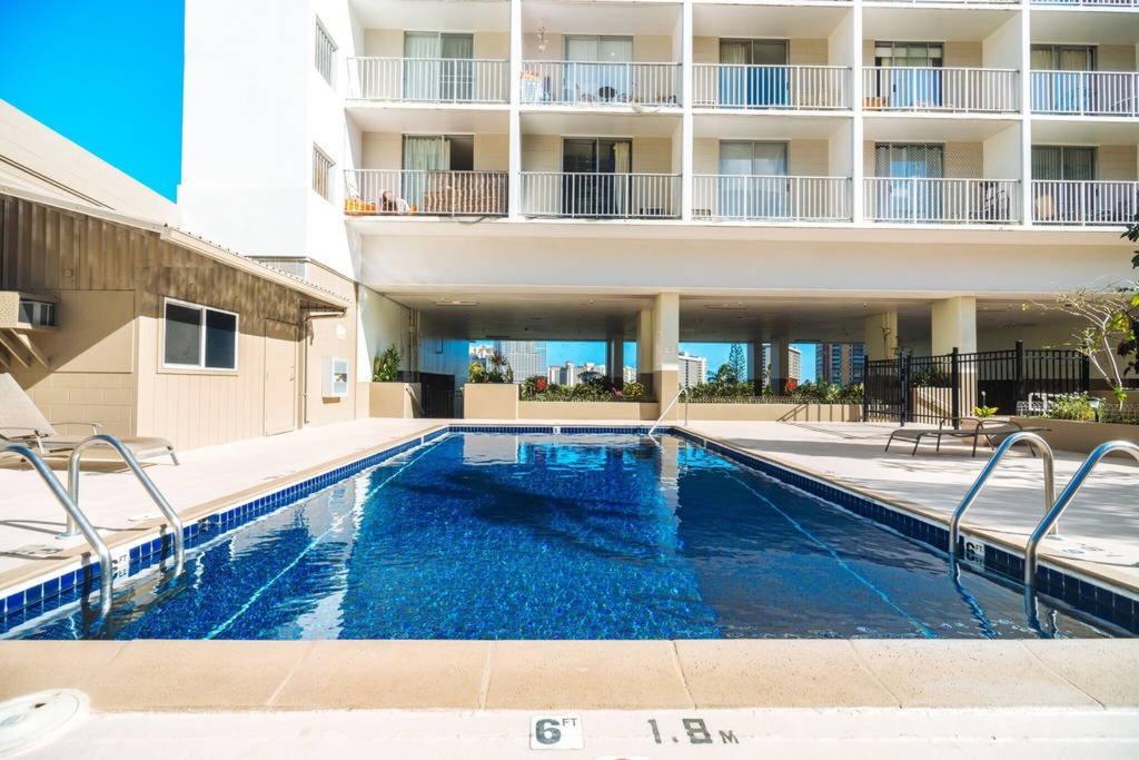 Gem Of Waikiki At Inn On The Park Honolulu Dış mekan fotoğraf