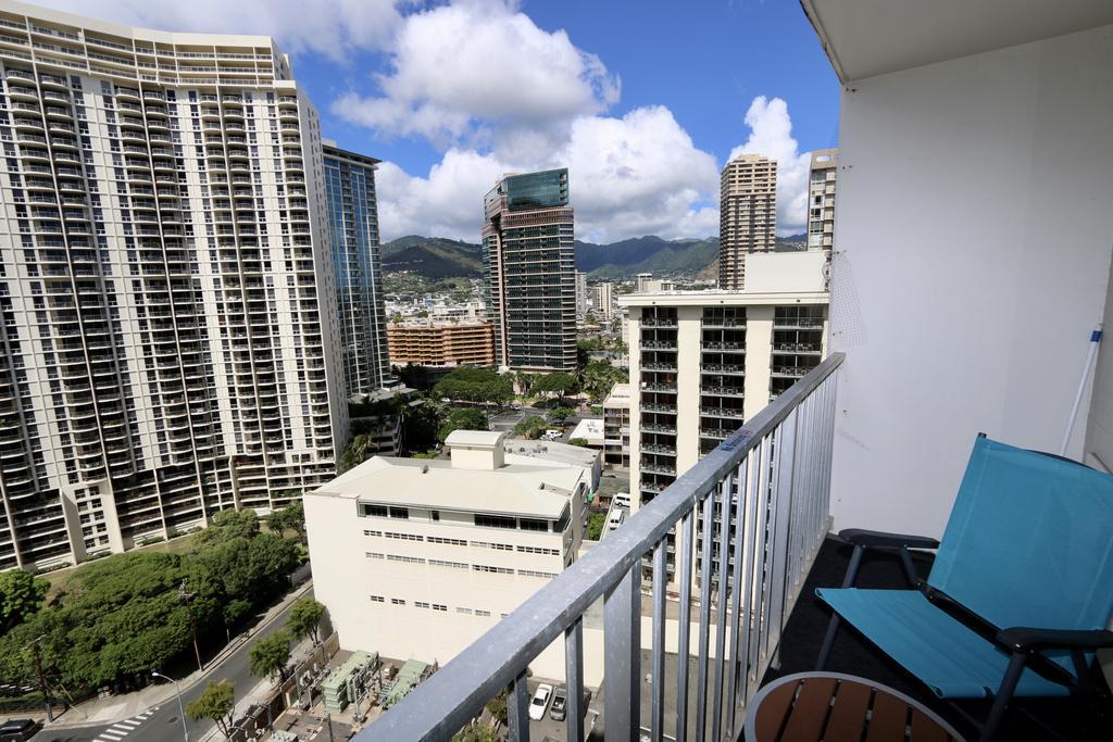 Gem Of Waikiki At Inn On The Park Honolulu Dış mekan fotoğraf